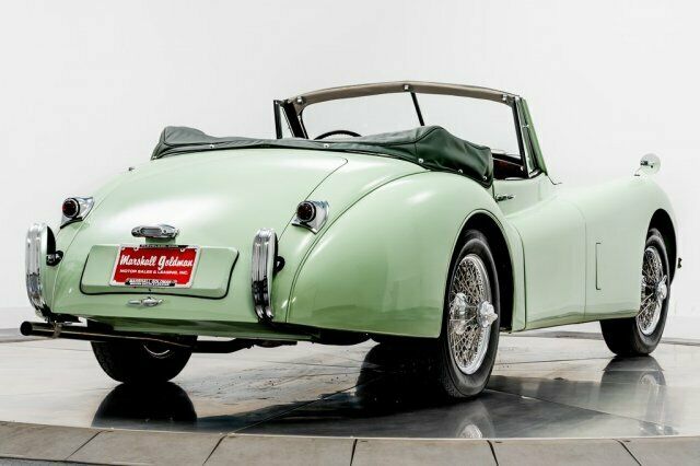 Jaguar XK 120 Drophead Coupe 1954 image number 31