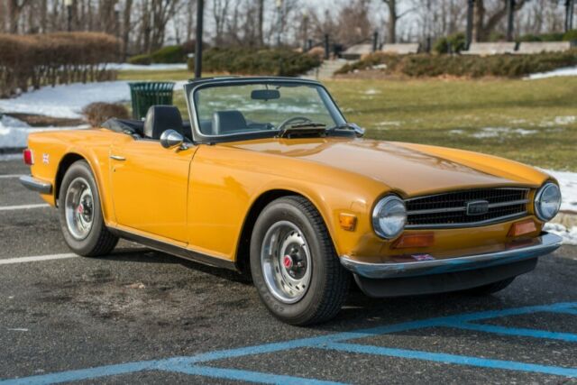 Triumph TR-6 1971 image number 0