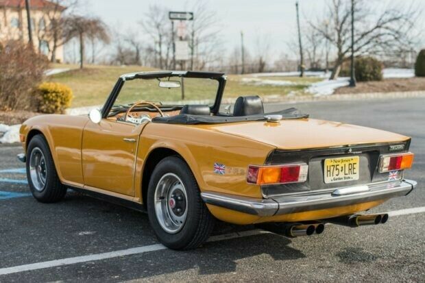 Triumph TR-6 1971 image number 1