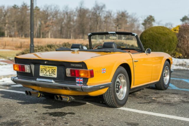 Triumph TR-6 1971 image number 31