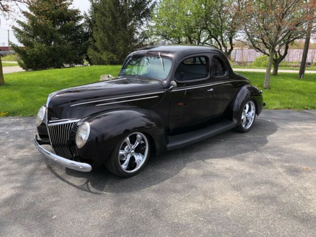 Ford Coupe 1939 image number 1