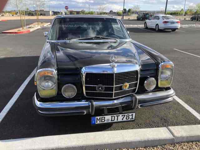 Mercedes-Benz 250C 1972 image number 2