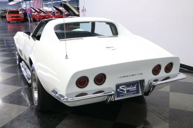 Chevrolet Corvette 1968 image number 10