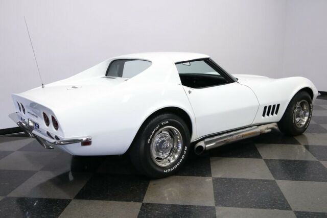 Chevrolet Corvette 1968 image number 14