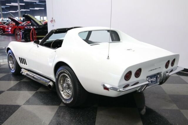 Chevrolet Corvette 1968 image number 33