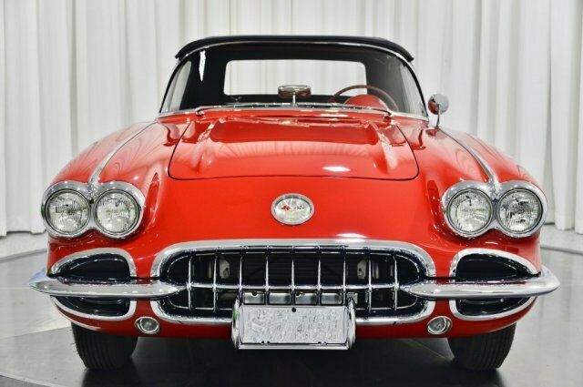 Chevrolet Corvette 1960 image number 2