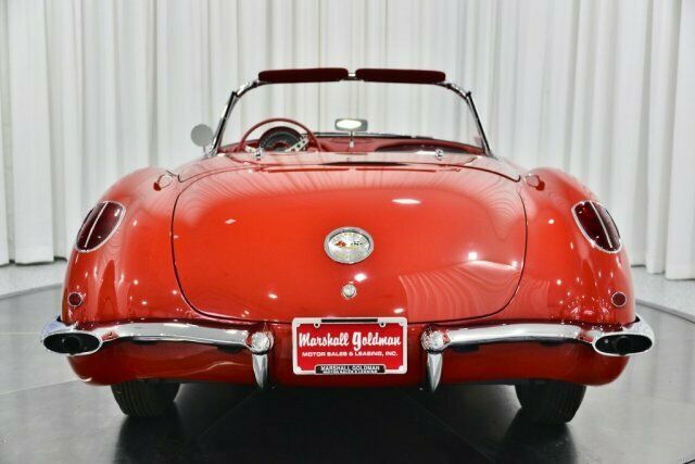 Chevrolet Corvette 1960 image number 42