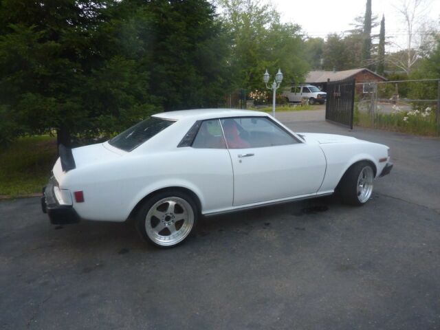 Toyota Celica 1977 image number 11