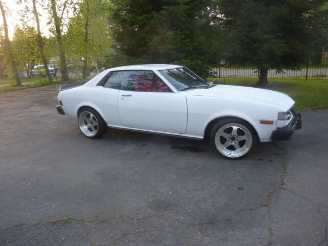 Toyota Celica 1977 image number 12