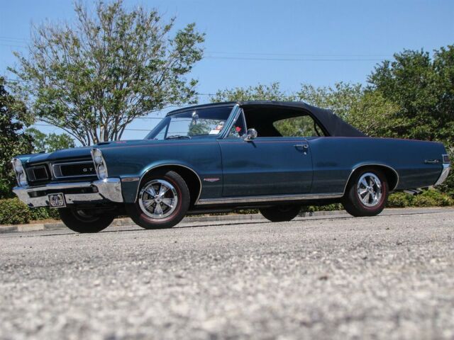 Pontiac GTO 1965 image number 1