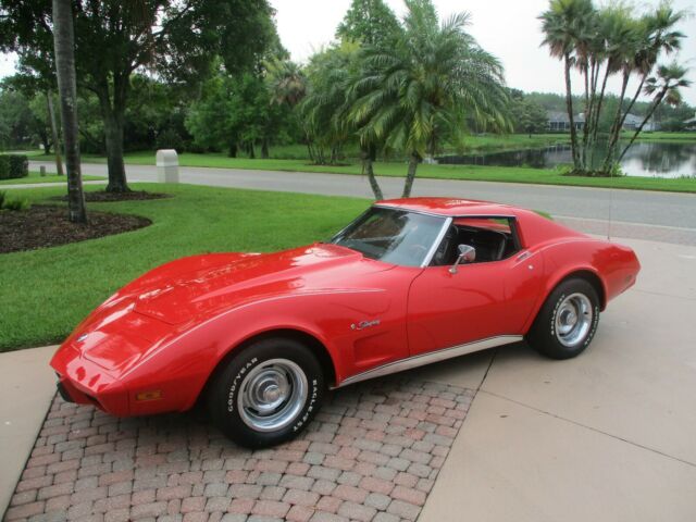 Chevrolet Corvette 1975 image number 13