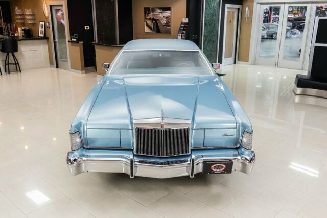 Lincoln Continental 1973 image number 30