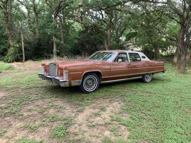 Lincoln Continental 1977 image number 10