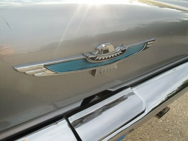 Ford Thunderbird 1962 image number 23