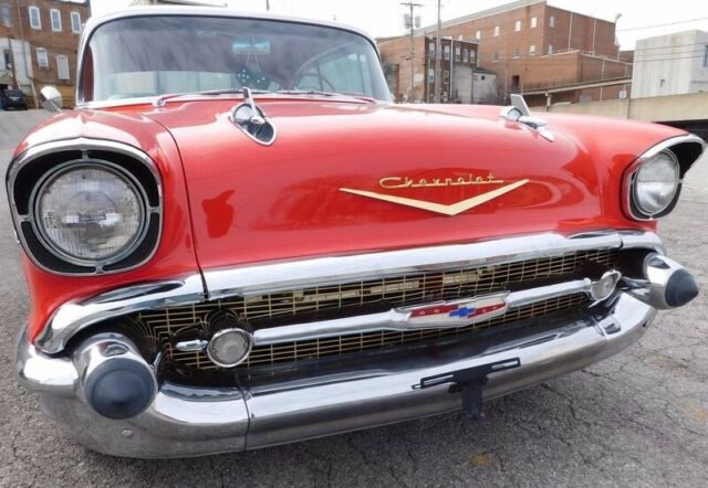 Chevrolet Bel Air/150/210 1957 image number 7