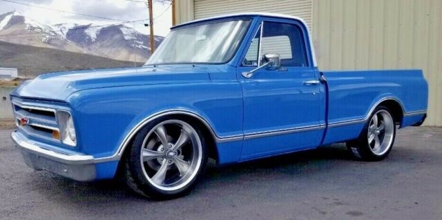 Chevrolet C-10 1967 image number 0