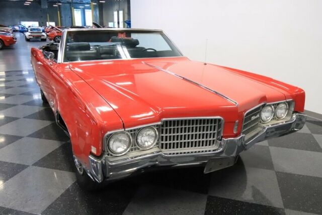 Oldsmobile Ninety-Eight 1969 image number 18