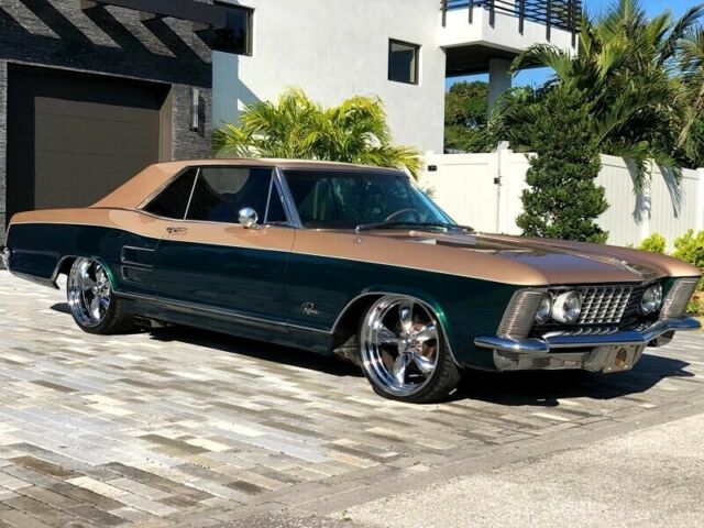 Buick Riviera 1963 image number 27