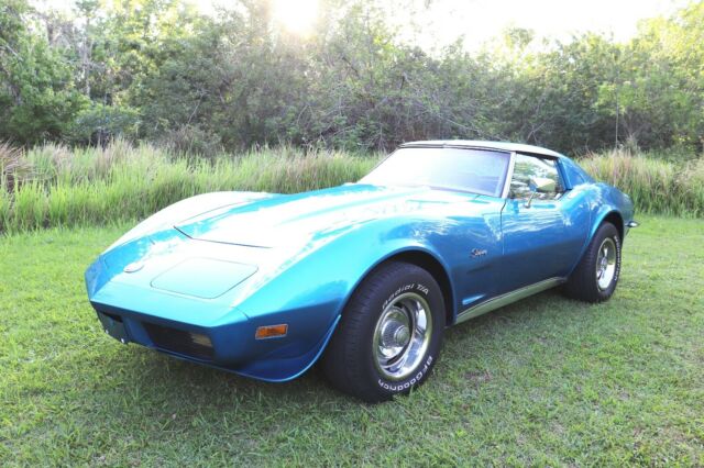 Chevrolet Corvette 1973 image number 1