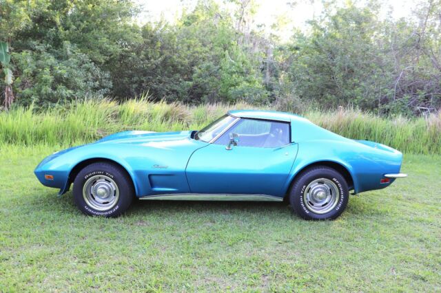 Chevrolet Corvette 1973 image number 2