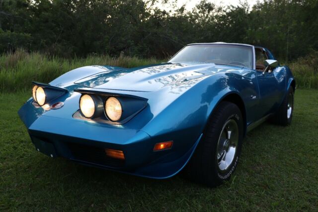 Chevrolet Corvette 1973 image number 22