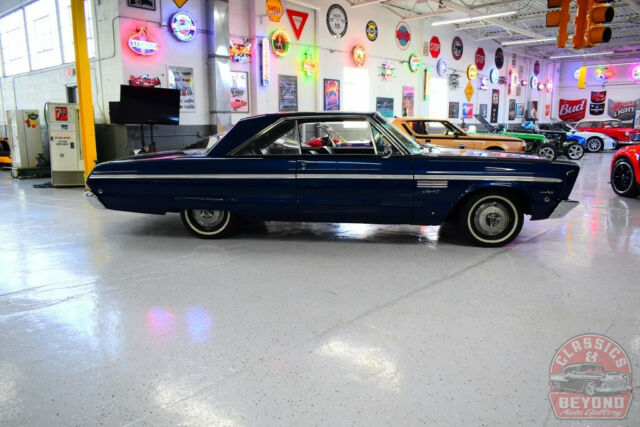 Plymouth Sport Fury 1965 image number 10