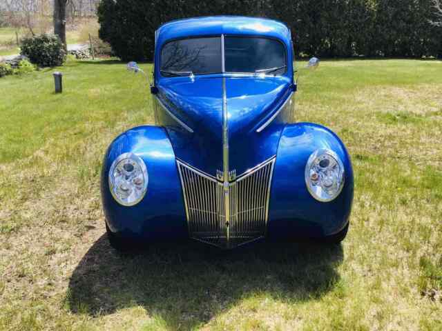 Ford tudor sedan 1940 image number 0