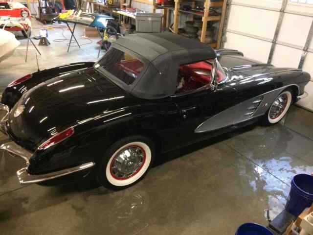 Chevrolet Corvette 1959 image number 0