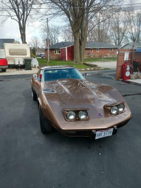 Chevrolet Corvette 1976 image number 47