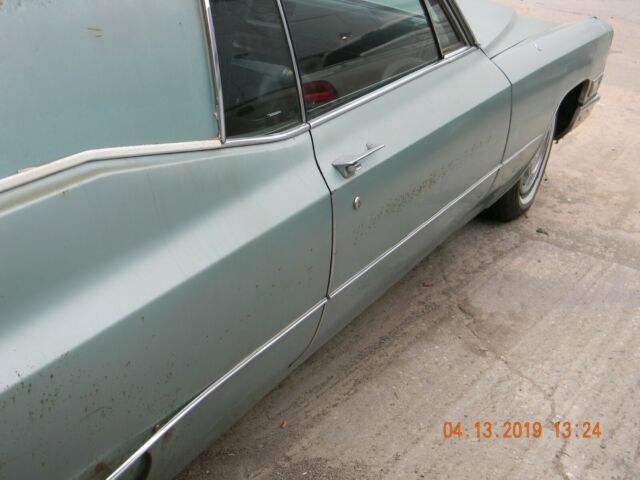 Cadillac DeVille 1968 image number 20