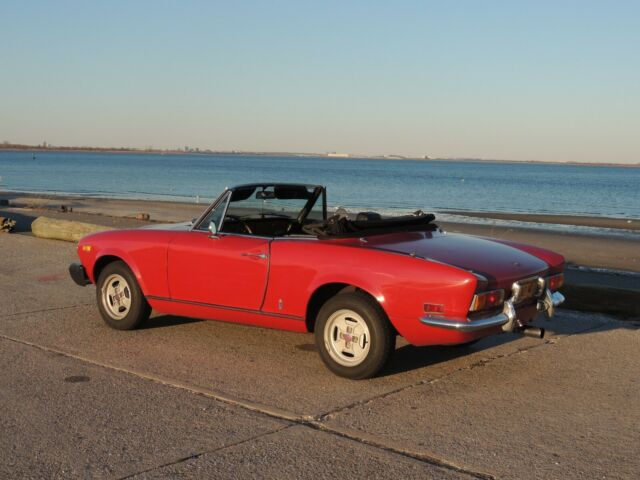 Fiat 124 Spider 1978 image number 4