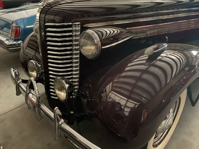 Buick Special 1938 image number 1