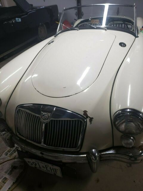 MG mga 1961 image number 11