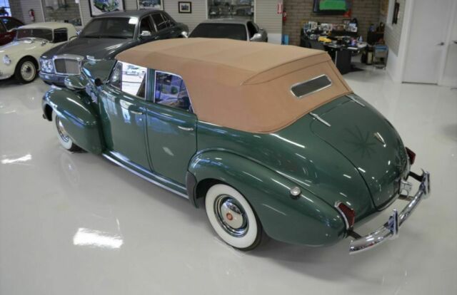 Cadillac Series 62 Convertible Sedan 1940 image number 10