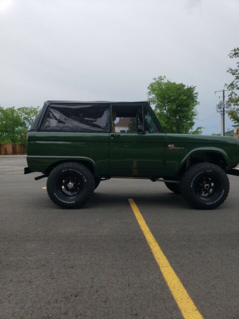 Ford Bronco 1976 image number 0