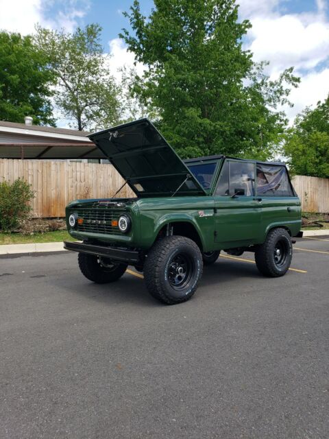 Ford Bronco 1976 image number 14