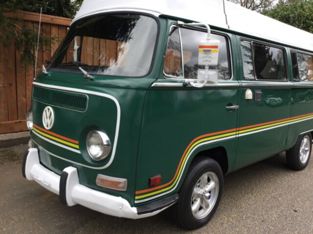 Volkswagen Bus/Vanagon 1970 image number 32