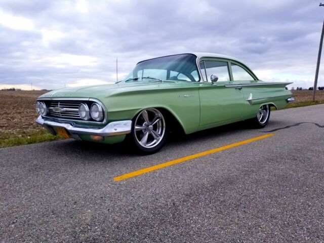 Chevrolet Bel Air/150/210 1960 image number 19