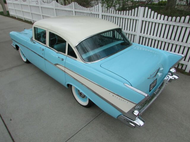 Chevrolet Bel Air/150/210 1957 image number 10