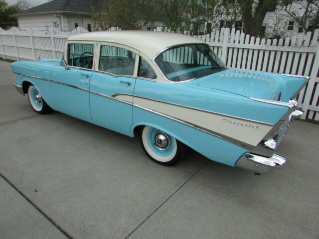 Chevrolet Bel Air/150/210 1957 image number 28