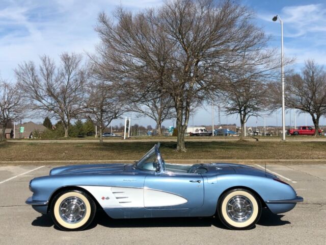 Chevrolet Corvette 1959 image number 1