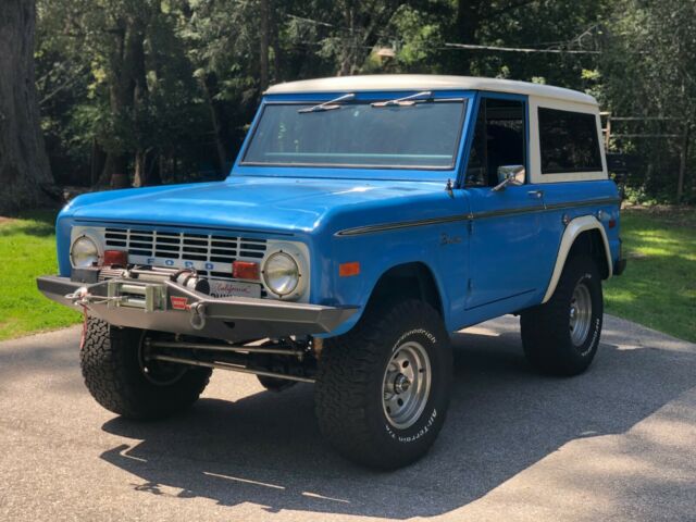 Ford Bronco 1973 image number 0