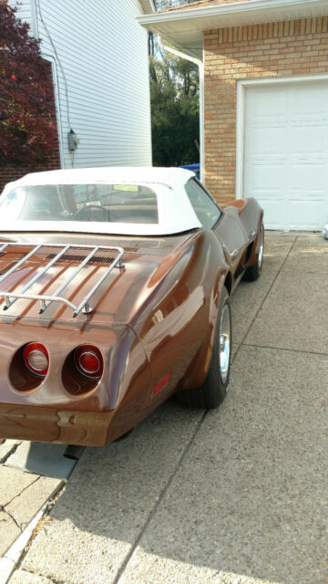 Chevrolet Corvette 1974 image number 30