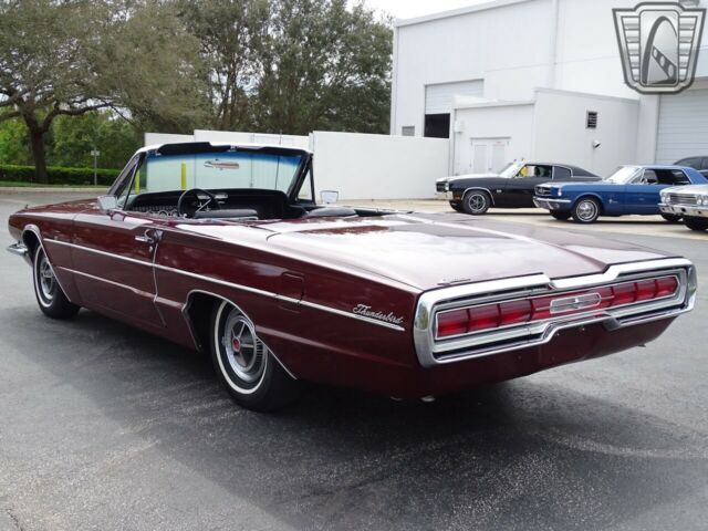 Ford Thunderbird 1966 image number 16