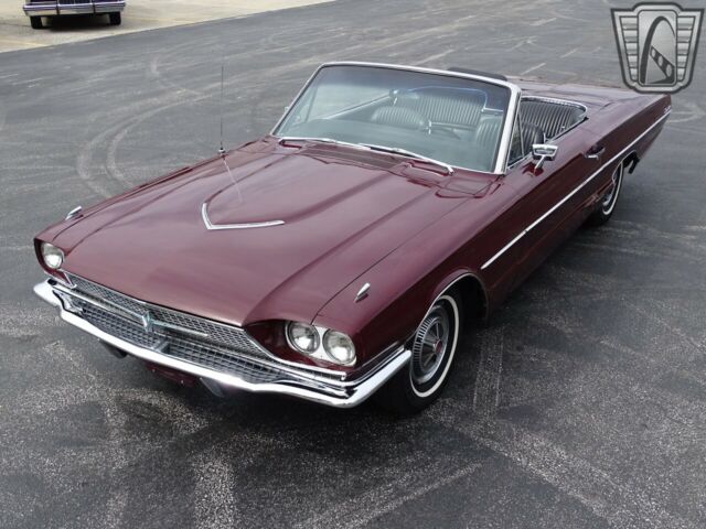 Ford Thunderbird 1966 image number 33