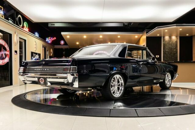 Pontiac GTO 1965 image number 11