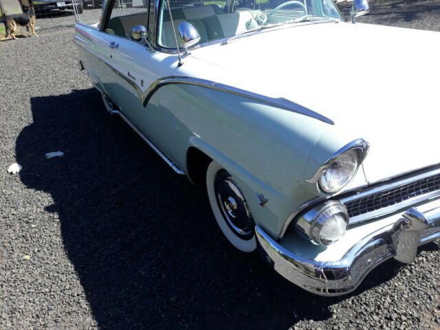 Ford Fairlane 1955 image number 13