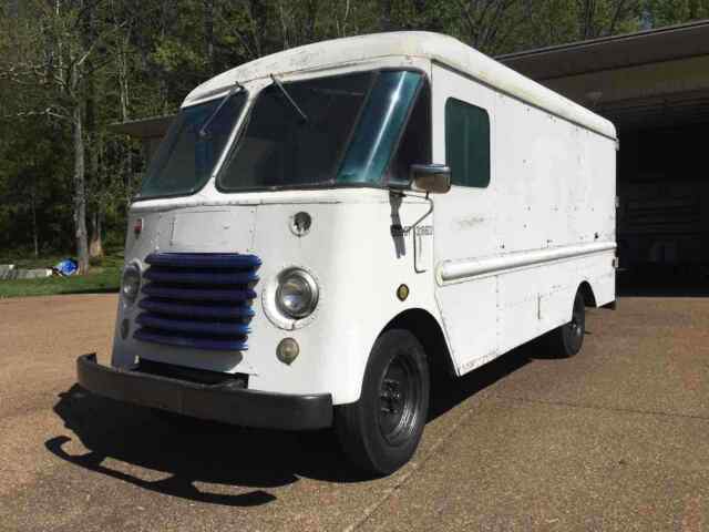 Ford Van 1960 image number 2