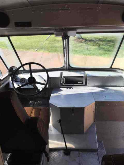 Ford Van 1960 image number 21