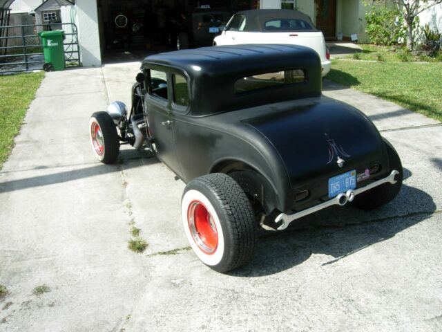 Chevrolet 5 window coupe 1932 image number 35